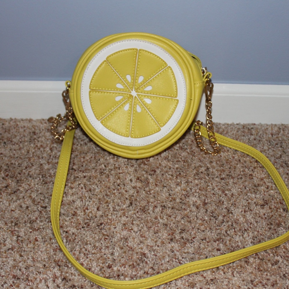 Lemon crossbody